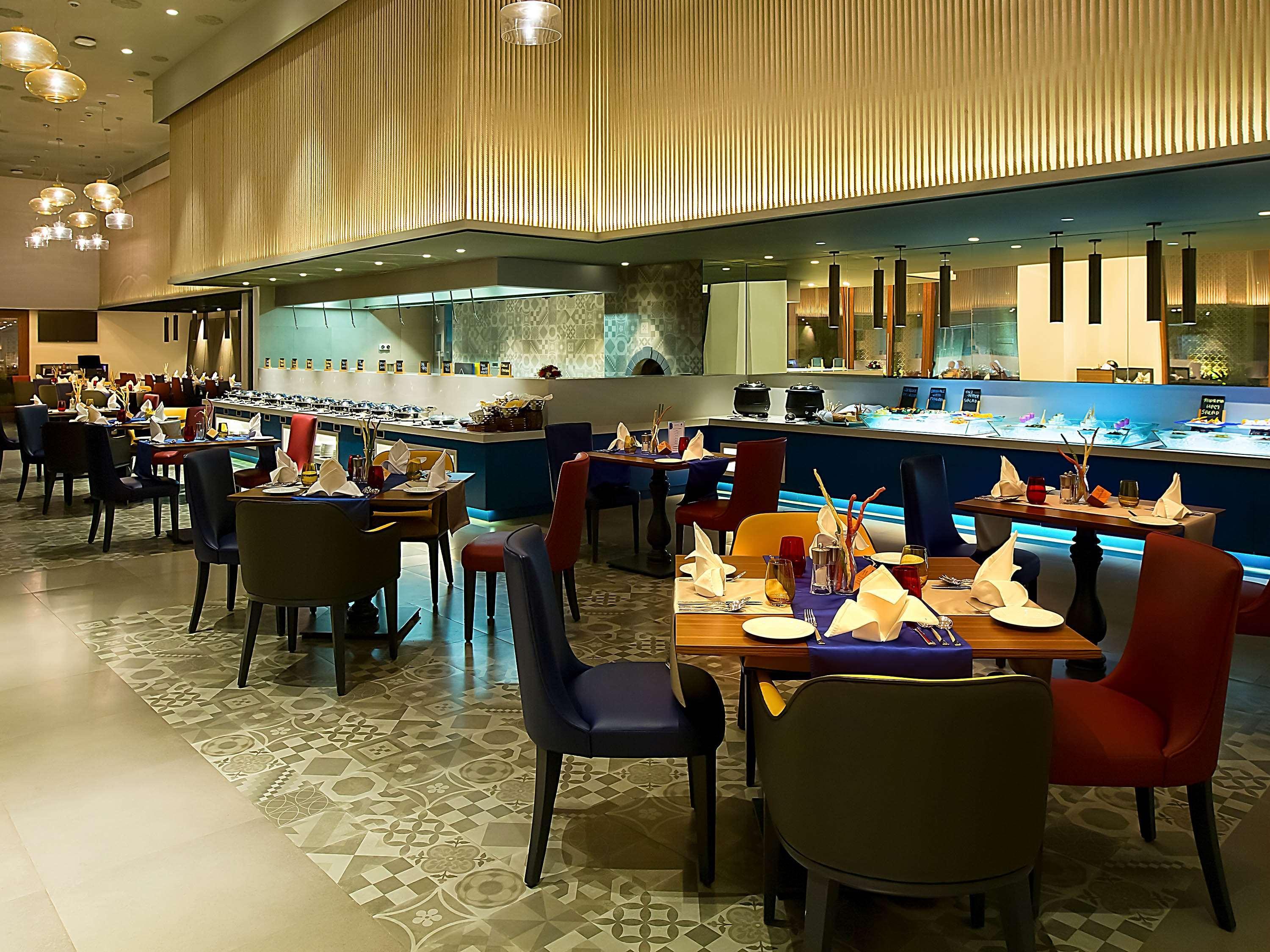 迈索尔美爵大酒店 -雅高酒店集团品牌 外观 照片 The restaurant